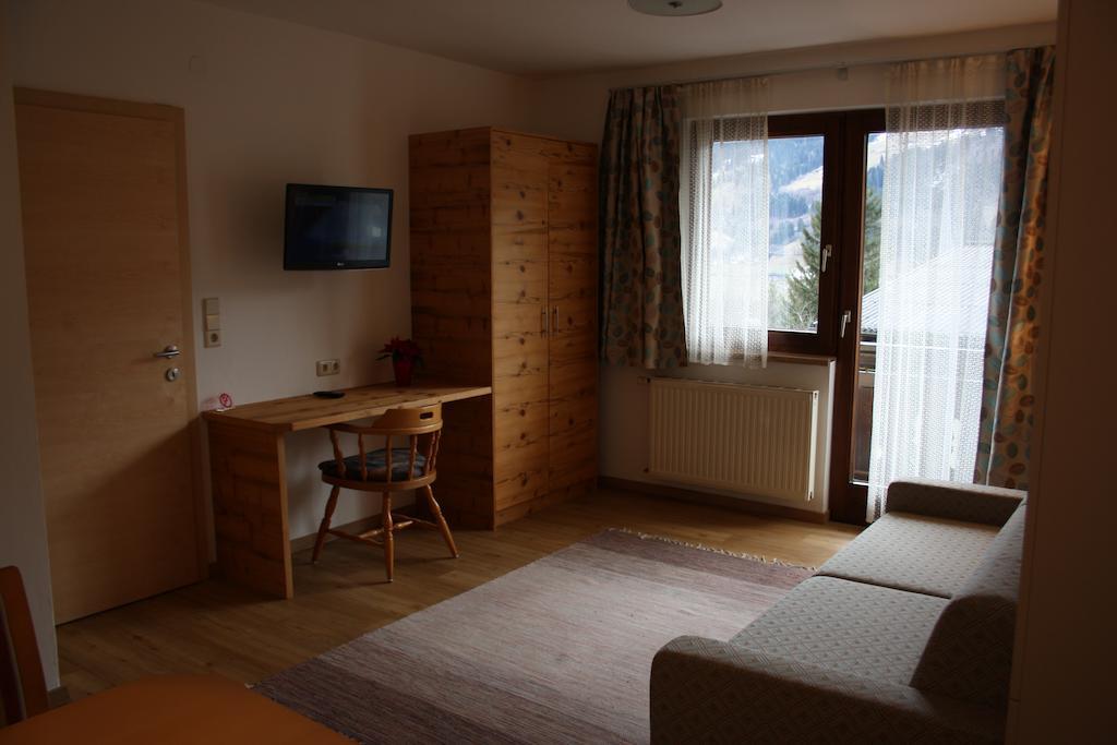 Haus Gassner Daire Bad Hofgastein Oda fotoğraf